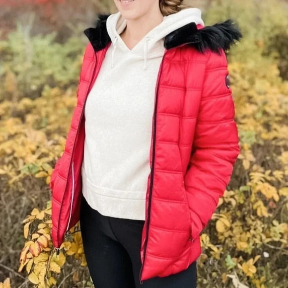 Red Nautical Puffer Coat - Picture 2 of 8